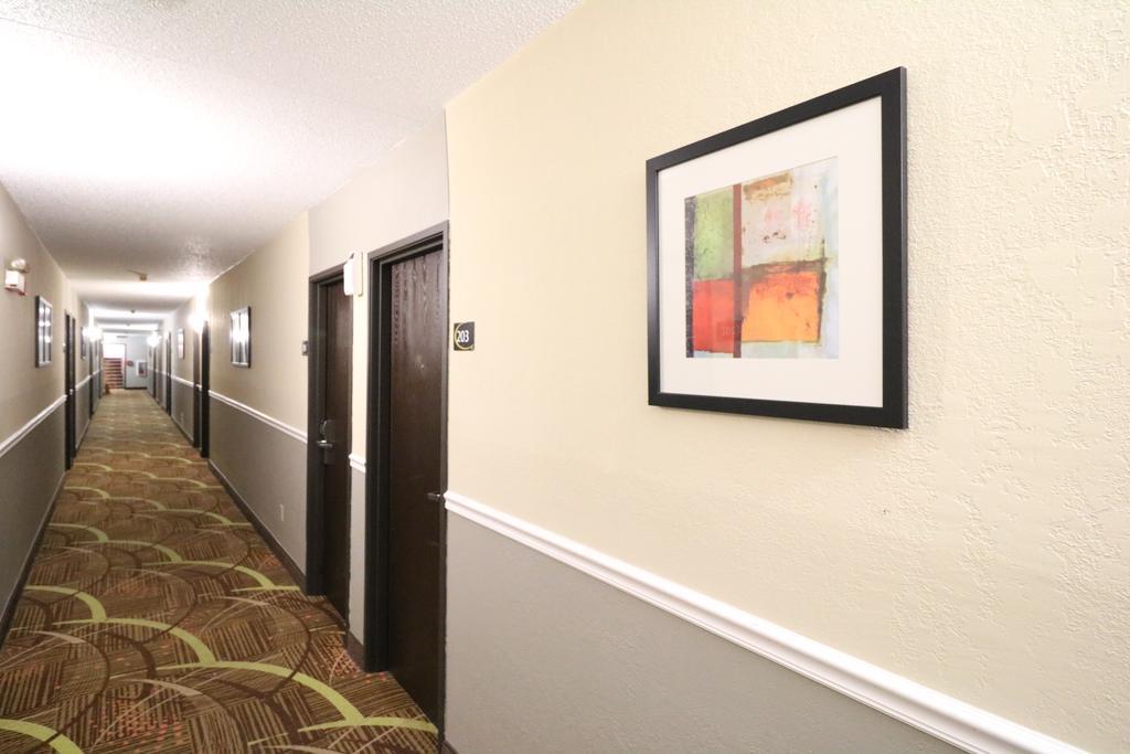 Motel Super 8 By Wyndham Dubuque Exteriér fotografie