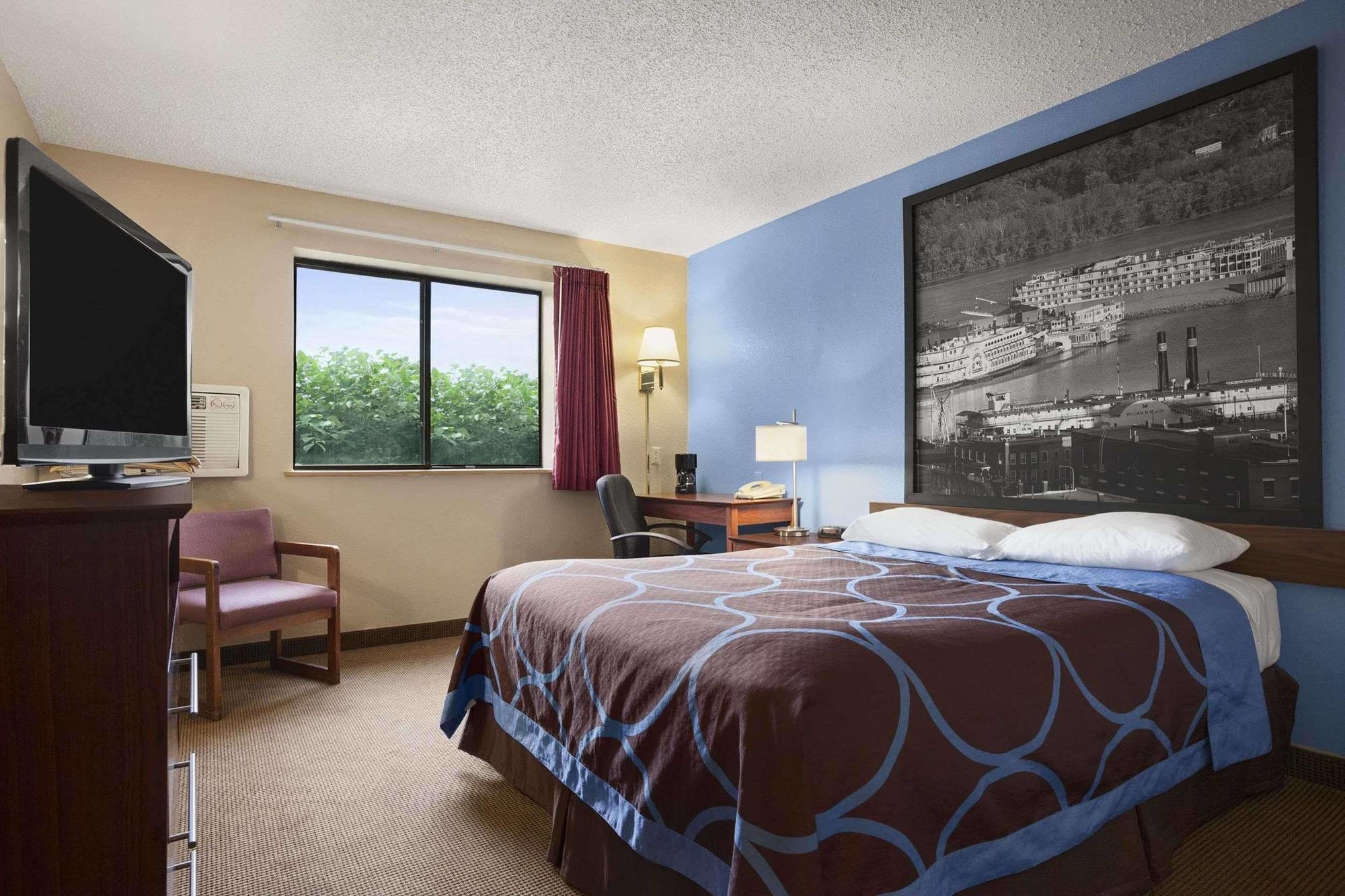 Motel Super 8 By Wyndham Dubuque Exteriér fotografie